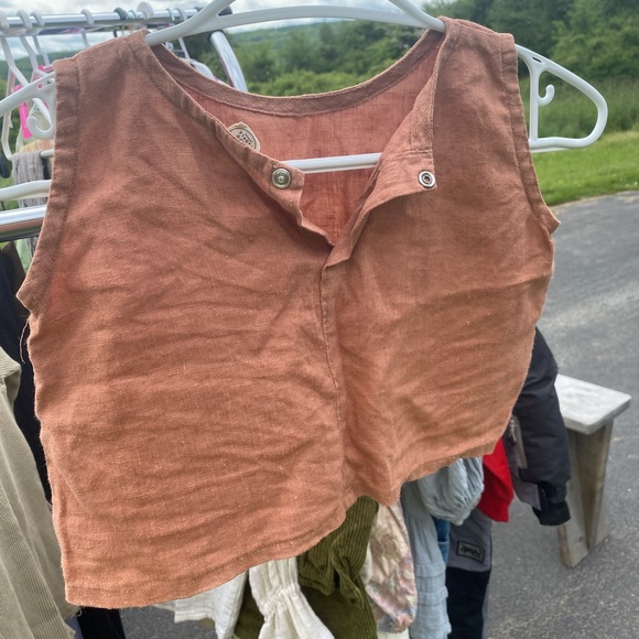 Canadian made linen tank - Picture 3 of 4